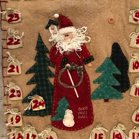 Vintage Handmade Christmas Advent Calendar Wall Hanging 21"x18" With Santa Desig - Picture 4 of 6